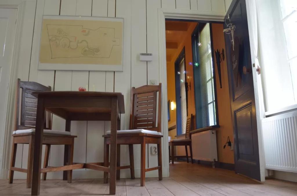 Oentsjerk Stania State B&B 외부 사진